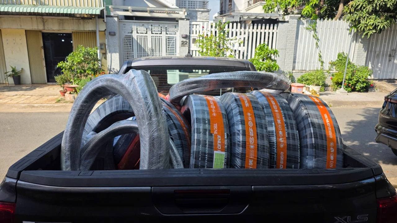 Ống thủy lực R7 và phụ kiện inox tại Thủy Lực MQ